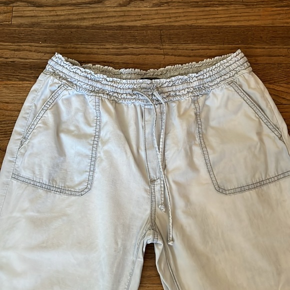 Women’s American Eagle Outfitters Chambray Cotton Joggers - Picture 3 of 8